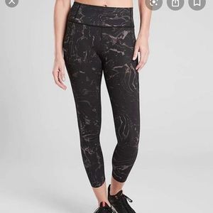 Athleta 7/8 Marble Velocity Stash Pocket Leggings